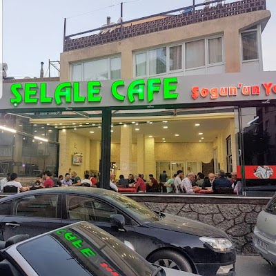 Interior of Şelale Cafe in Bornova