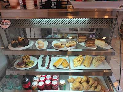 Interior of Cafetopía in 0