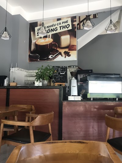 Đông Hồ Coffee atmosphere