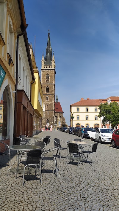 Kavárna u Kašny atmosphere