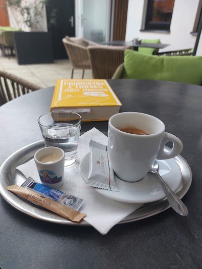 Cafe Cairo coffee