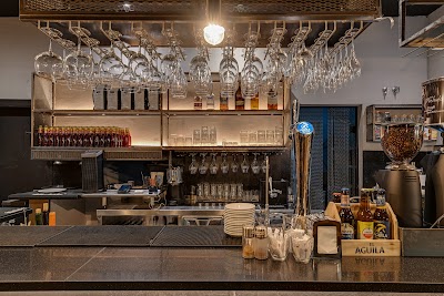 Maracuyá Coffee and Wines atmosphere