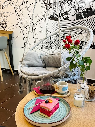 Dos Mundos Coffee Roastery coffee
