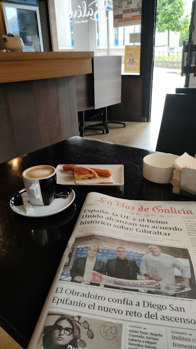 Cafe Bar Salon coffee