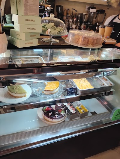 Interior of Cafetería LA LOCA de Enfrente in Madrid