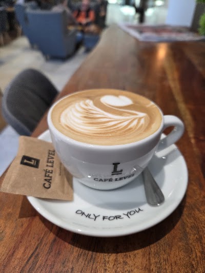 Café Level atmosphere
