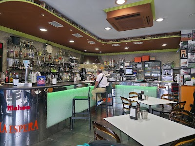 Café Bar La Espera atmosphere