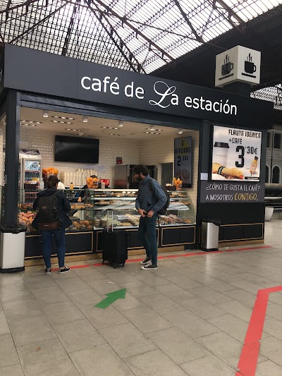 Café De La Estación atmosphere