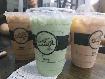 Hola Coffee and Milk Tea coffee