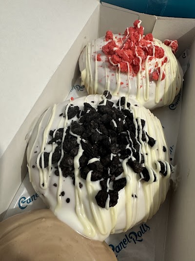Canel Rolls Plaza de la Estacion