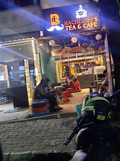 Bachelor's Tea and Cafe atmosphere