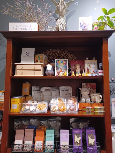 Anna's Chocolate Cafe and Bubble Tea atmosphere
