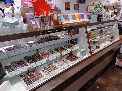 Anna's Chocolate Cafe and Bubble Tea
