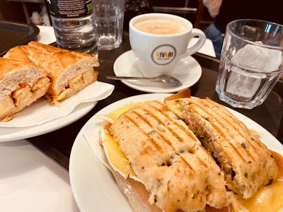 VIVARI Cafeteria Forn de pa coffee