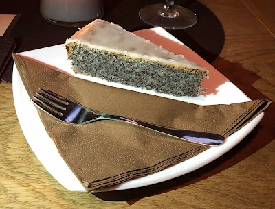 O-PI Kaviareň coffee