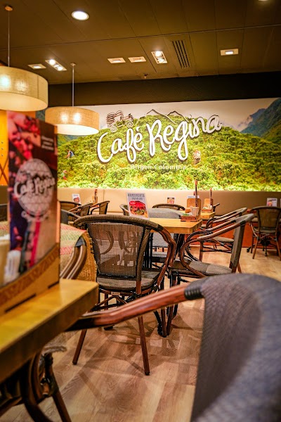Interior of Café Regina El Corte Inglés Siete Palmas in Las Palmas de Gran Canaria