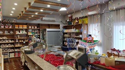 Il Forno di Pinzana and Tollon atmosphere