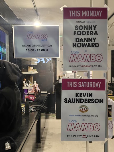 Café Mambo Shop atmosphere