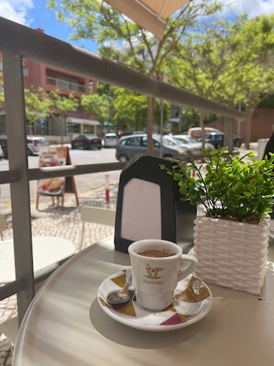 Delicias Pastelaria atmosphere