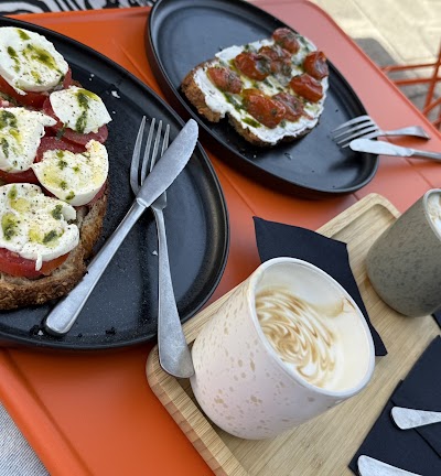 Kora Café · Café de especialidad & Brunch atmosphere