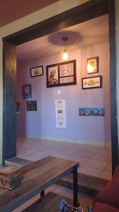 Central Perk atmosphere