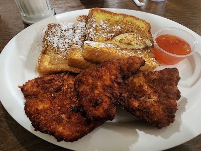 Cedar Park Cafe atmosphere