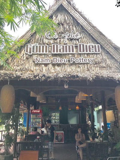 Coffee Gốm Nam Diêu atmosphere