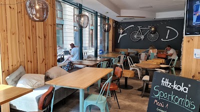 XOXO Café & Bar atmosphere