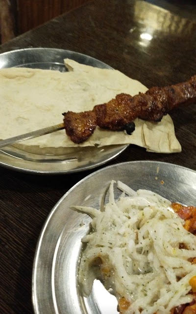 Feeling Hungry atmosphere