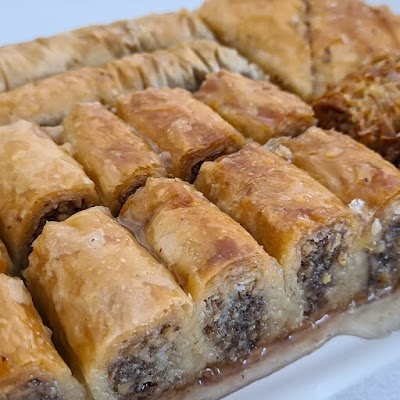 Pasteles Orientales atmosphere