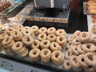 Panadería La Hoya atmosphere