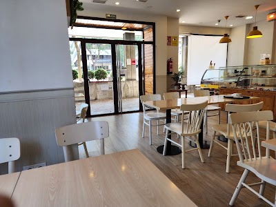 Hustar Coffee atmosphere