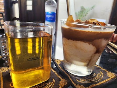 Cafe Seven Dwarfs coffee