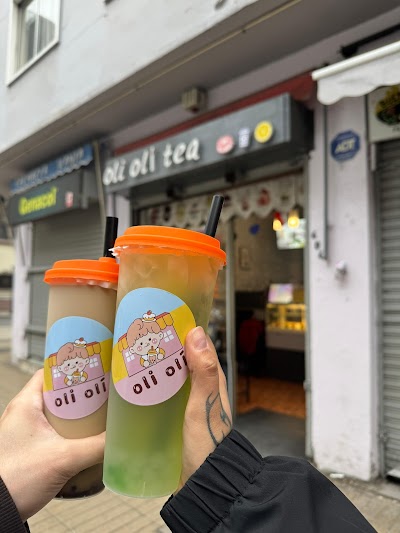 Oli Oli Tea atmosphere