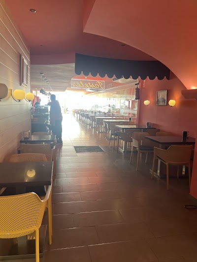 Busquets Cafeteria Heladeria atmosphere