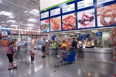 Sam's Club Cafe atmosphere