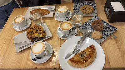 Pastelería Pan Feliz atmosphere