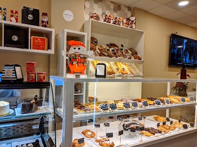 Interior of Callejón del Bernabeu Coffee Bar in Madrid