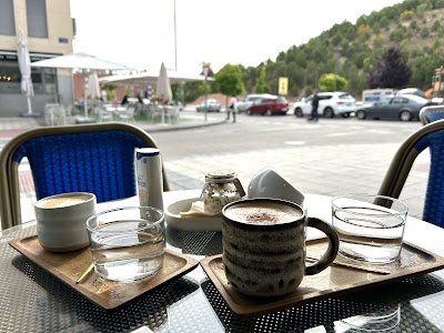 Moura Coffee and Kitchen