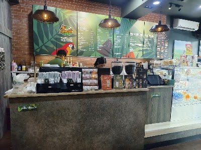 Café Amazon atmosphere