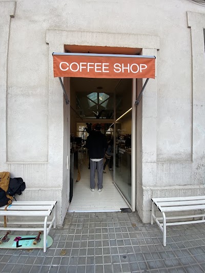 Otra Cosa Coffee atmosphere