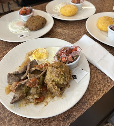 Masa & Migas atmosphere