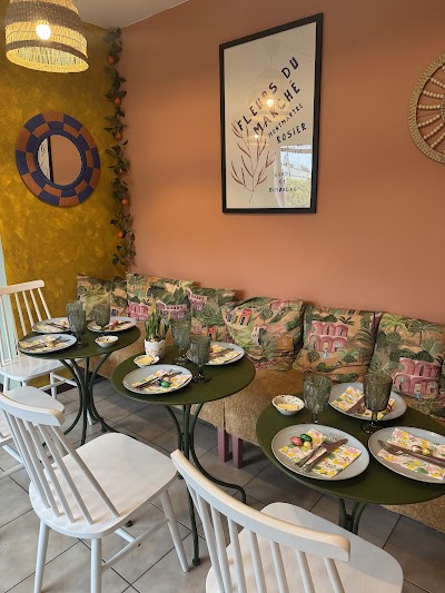Interior of GEEF by Sar in Puurs