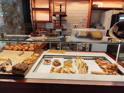 Santagloria Coffee & Bakery atmosphere