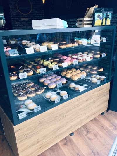 Boston Donuts Karşıyaka atmosphere