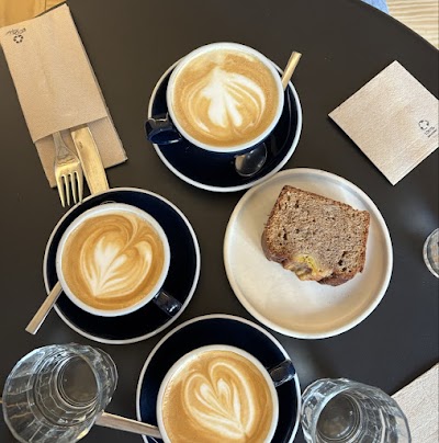 East Crema Coffee Hermosilla atmosphere