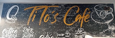 Tito's Cafe atmosphere