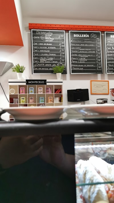 Cafetería Bricomart atmosphere