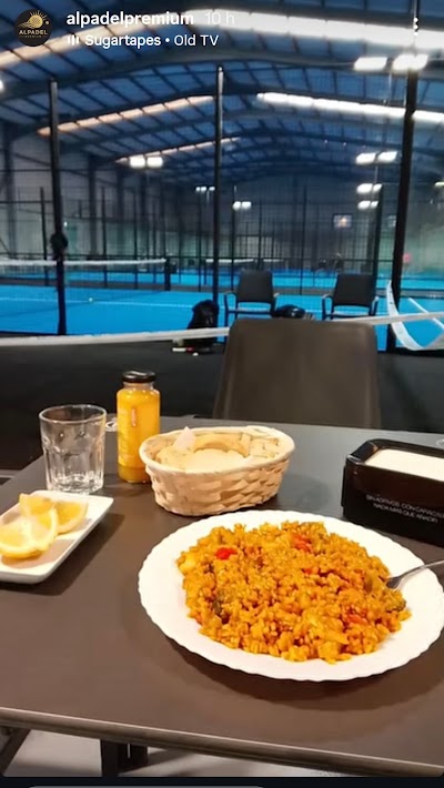 Cafeteria Alpadel coffee