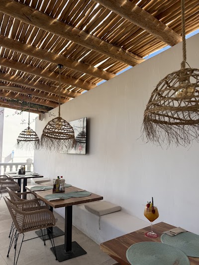 Interior of La Marea in Santa Eulària des Riu